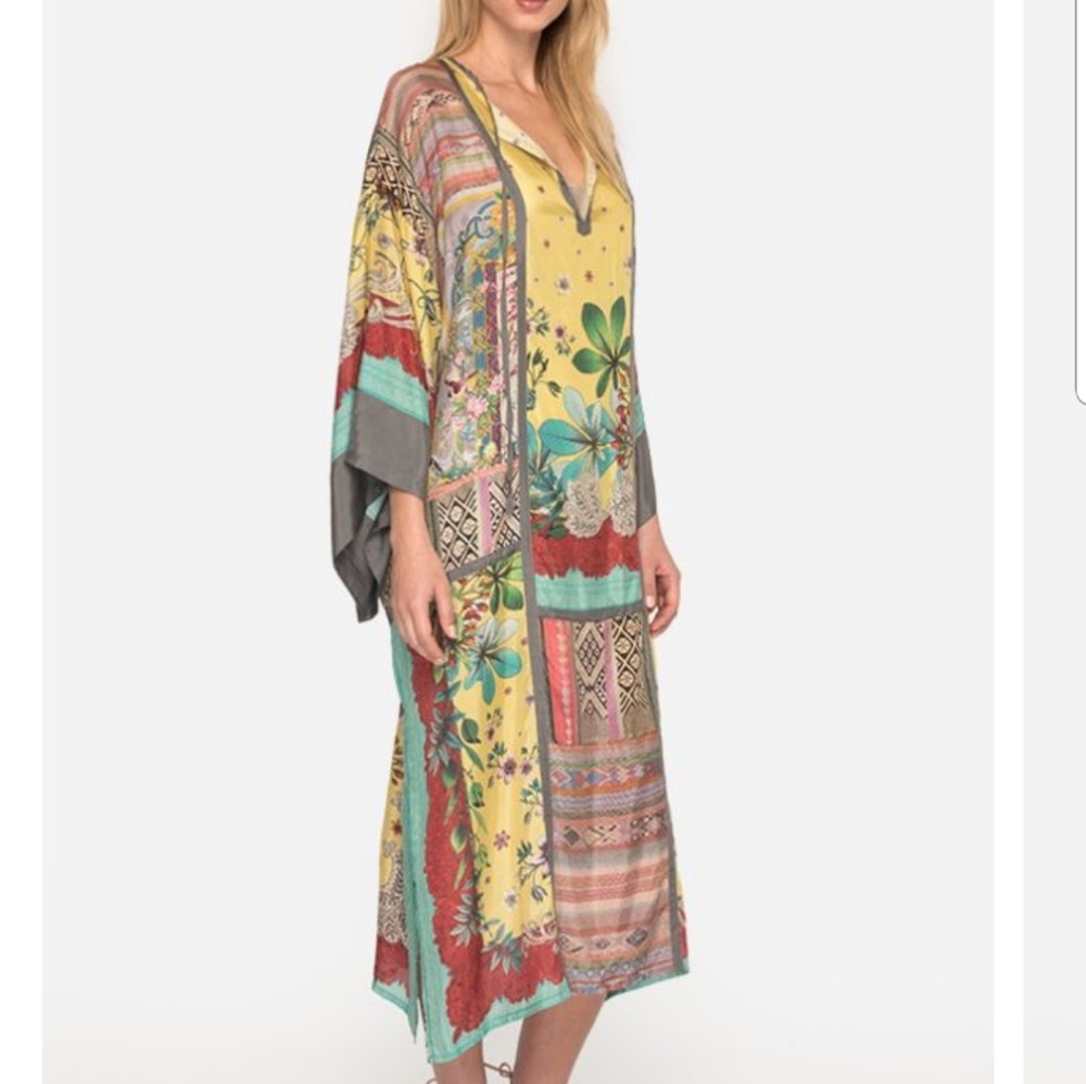 Johnny was BOTANICAL STAN KIMONO DRESS - Picture 6 of 8